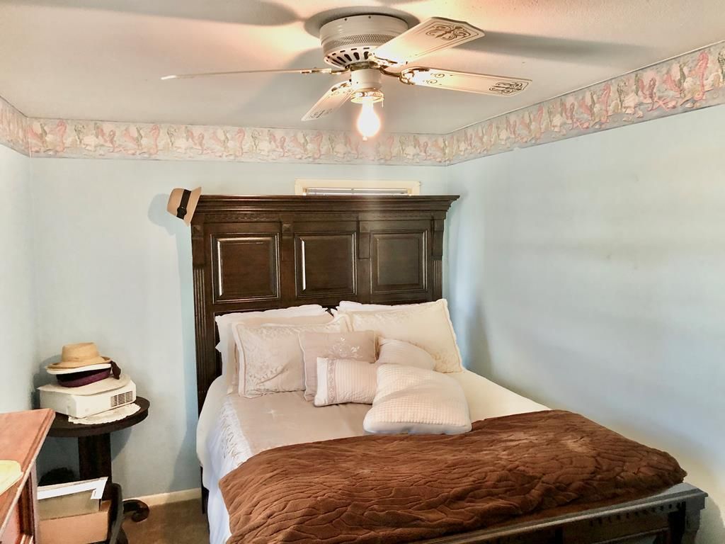 1409 10th St SE, Moultrie, GA 31768